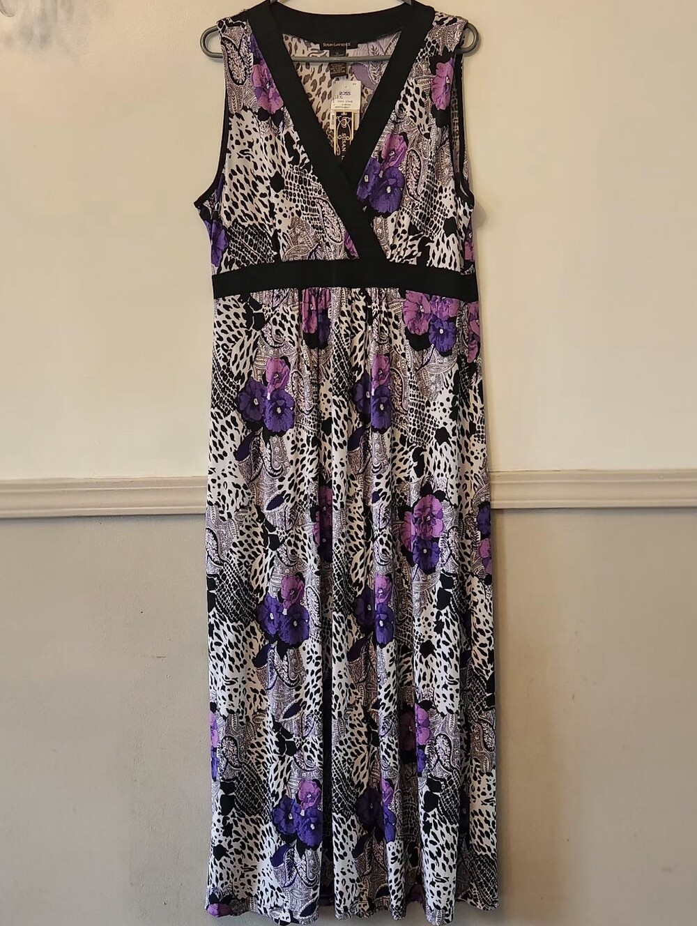 Sleeveless V-Neck Floral Maxi Dress in Purple and Black Sz Xl - Picture 1 of 6